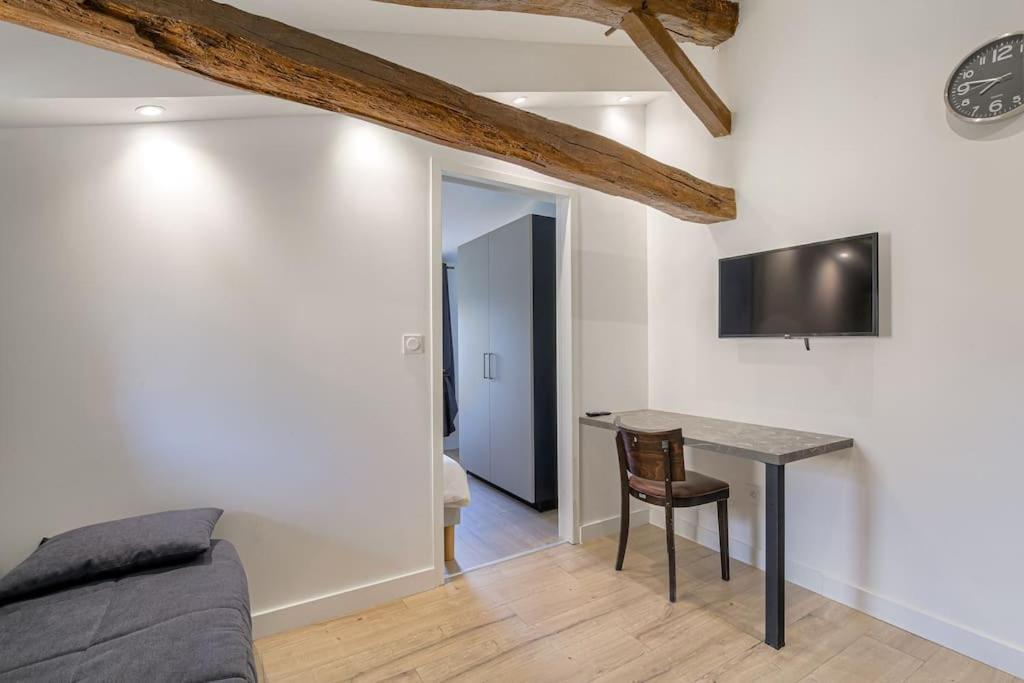 Le Francfort - Les Appartements De L'Olivier Loyettes Ngoại thất bức ảnh